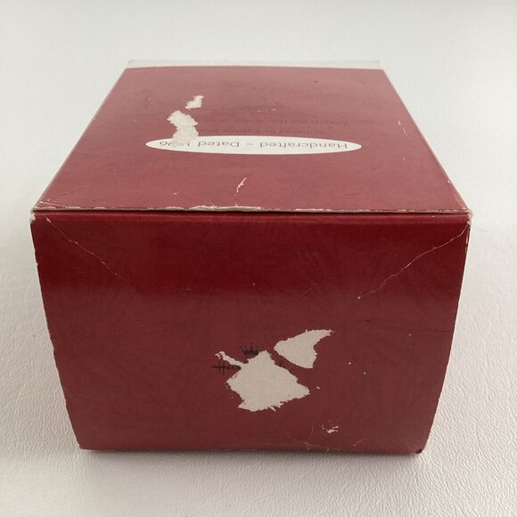 Hallmark Keepsake Christmas Tree Ornament Close Knit Friends Kitty Basket 1996 - Picture 5 of 6